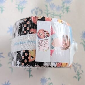 Riley Blake Lindsay Wilkes Fright Delight Rolie Polie Jelly Roll NEW Quilting